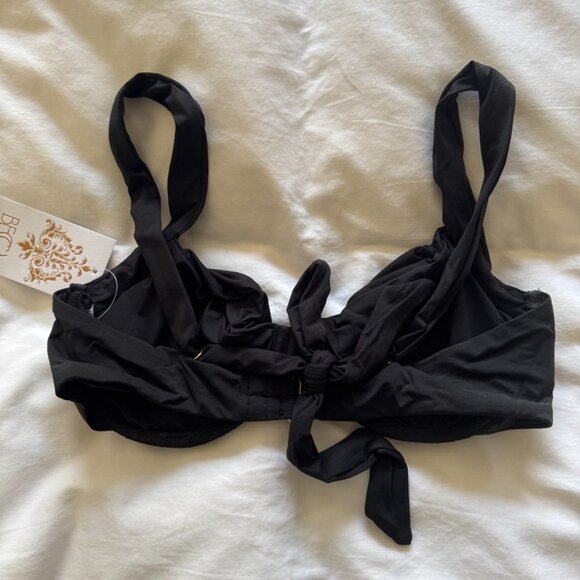 BECCA swim top - Picture 7 of 7